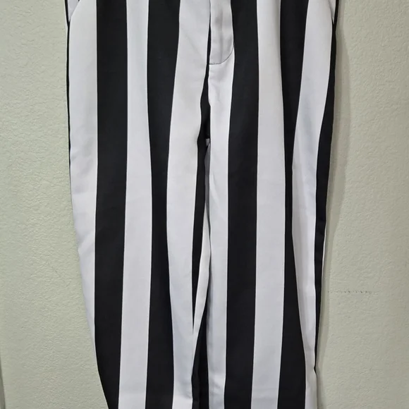 Spirit Halloween Beetlejuice Costume Adult Small Jacket Pants Tie Black White - Picture 9 of 14
